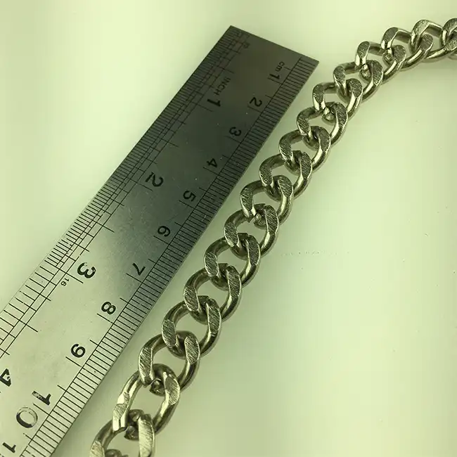 زنجیر بند کیف طرح کارتیر مدل Y-Cr-Stl طول یک متر