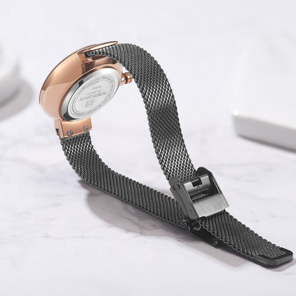 ساعت مچی عقربه ای زنانه نیوی فورس مدل  NF5013