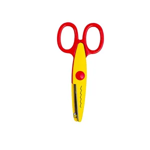 قیچی زیگزاگ مدل PENHA