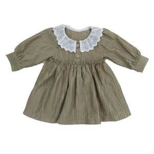 پیراهن آستین سه ربع یقه گرد دخترانه مدل پلیسه ای یقه خامه دوزی