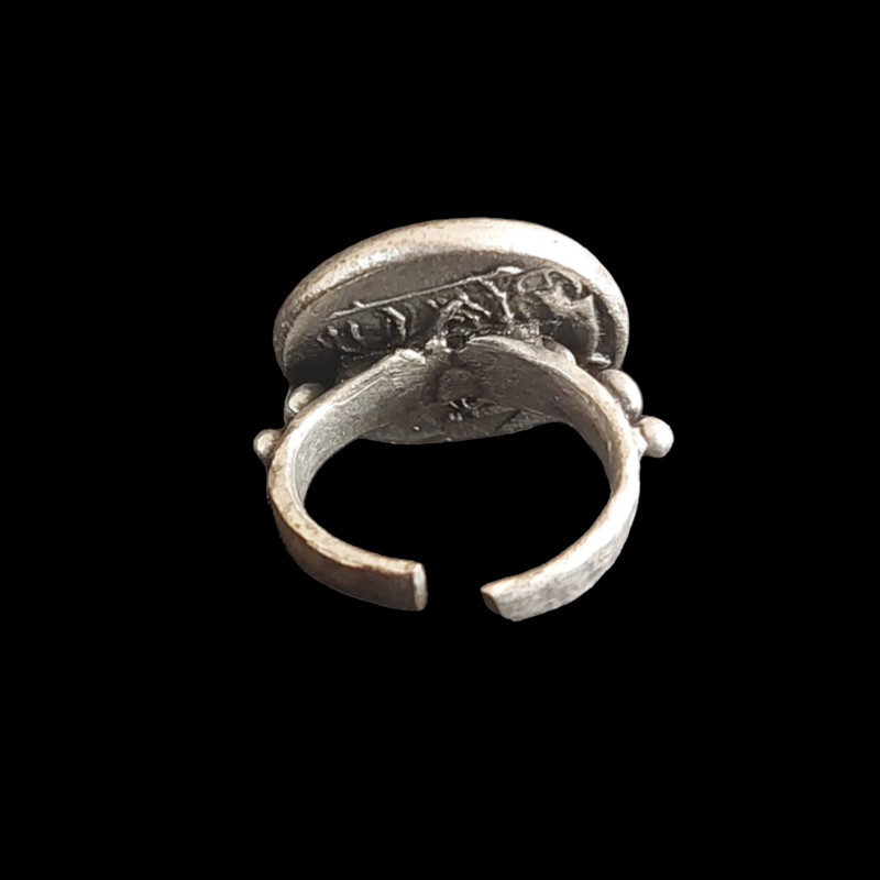 انگشتر دخترانه مدل قدیمی کد 08 انگشتر دخترانه مدل قدیمی کد 08