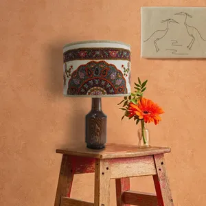 آباژور رومیزی مدل پته دوزی