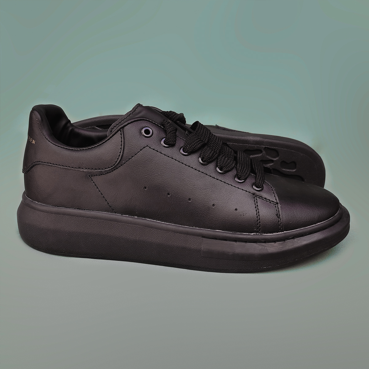 کفش پیاده روی مردانه الکساندر مک کوئین مدل ترینر