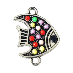 آویز دستبند طرح ماهی کد AD 111