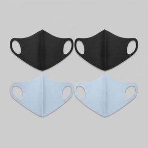 ماسک پارچه ای مدل Mu 22162120 بسته 4 عددی