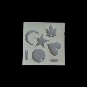 نقد و بررسی قالب رزین مدل گردن آویز کد 1150 توسط خریداران