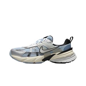 کفش پیاده‌روی مدل v2k