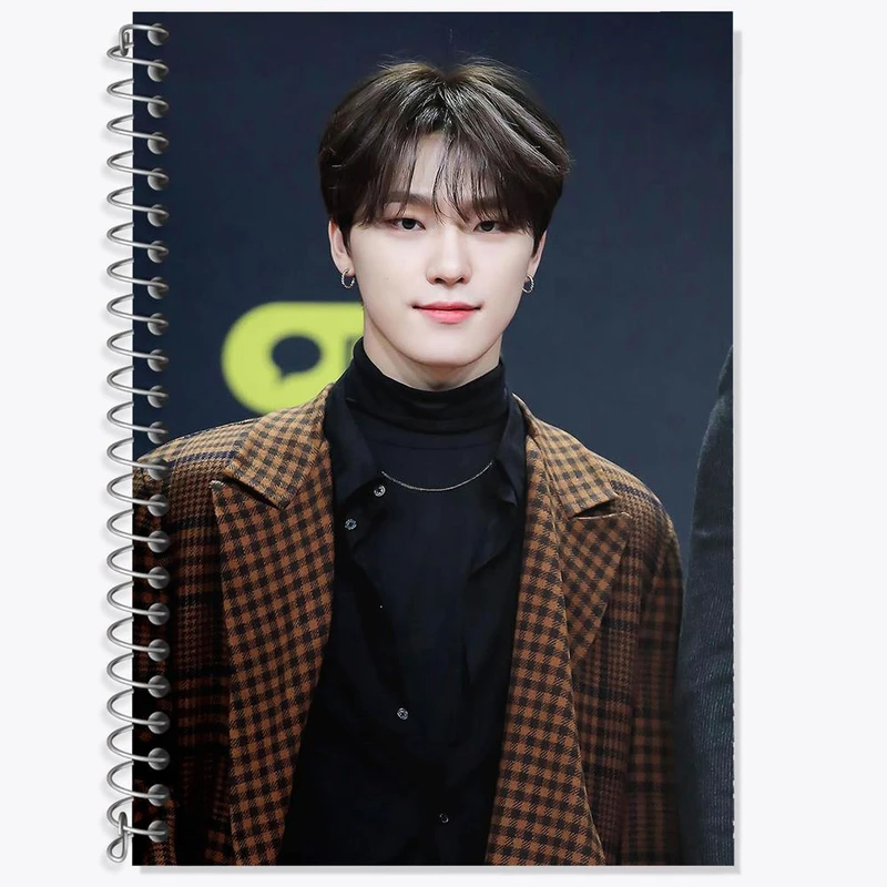 دفتر لغت 50 برگ خندالو مدل دینو گروه سونتین Seventeen کد 21607