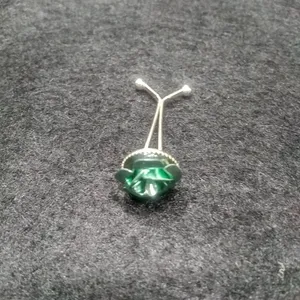 گیره روسری طرح گل مدل m1010
