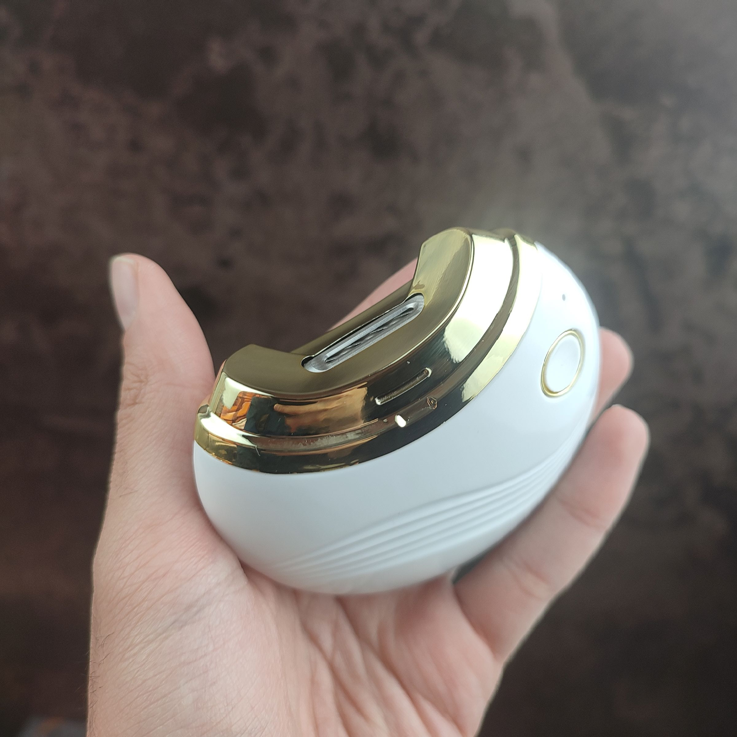 ناخن گیر برقی مدل HT168 ناخن گیر برقی مدل HT168
