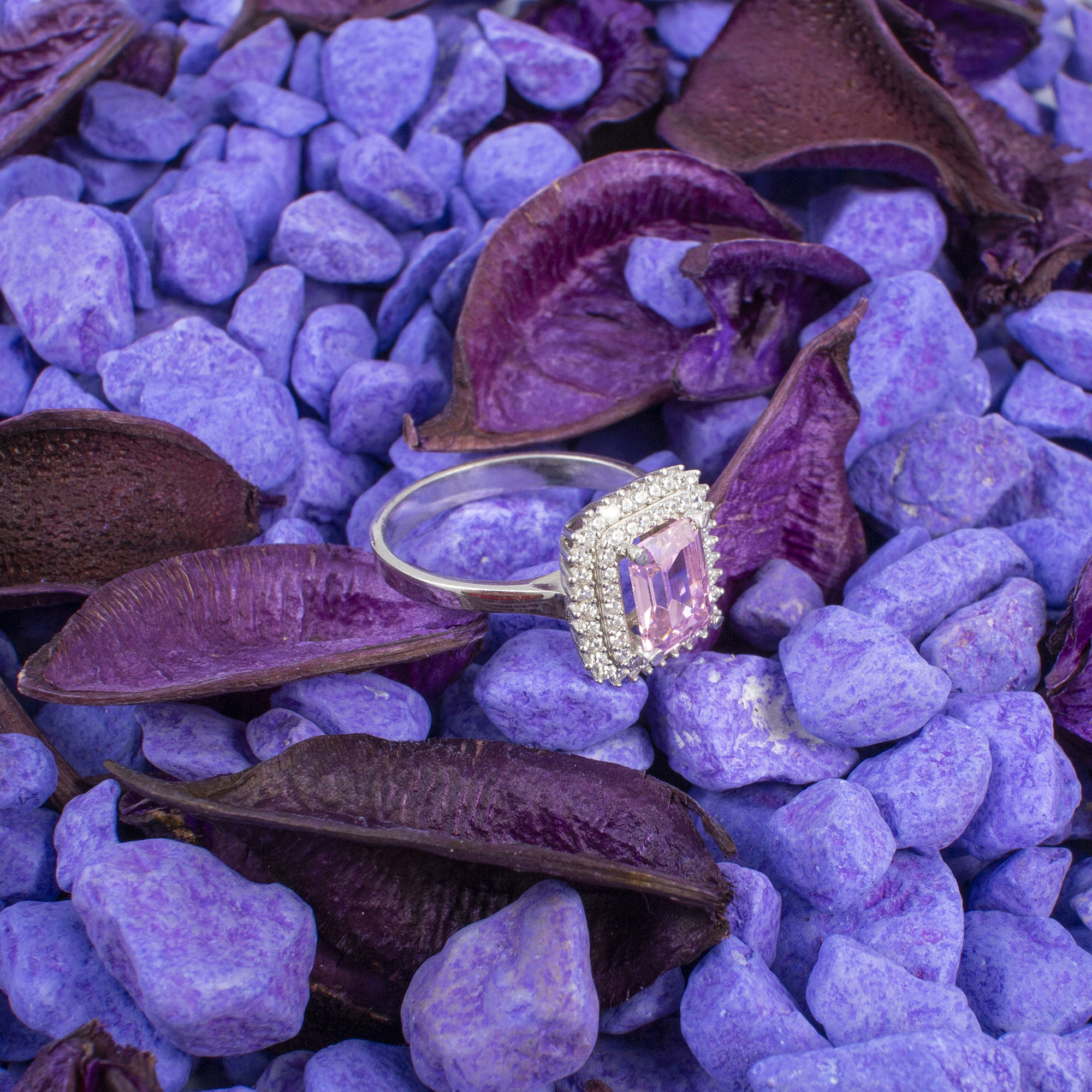 انگشتر نقره زنانه مدل کوارتز AMT-R143