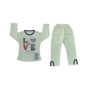 ست تی شرت و شلوار دخترانه مدل لاو