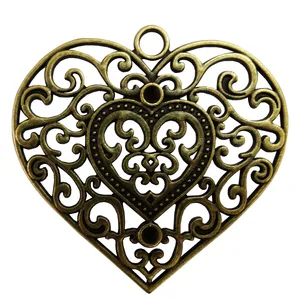 آویز گردنبند طرح قلب اسلیمی کد 681 AG