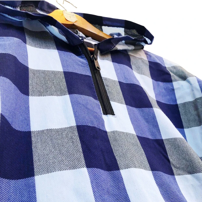 عکس شماره 12 : هودی زنانه مدل چهارخانه کلاهدار