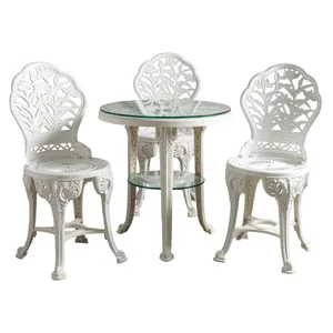 میز و صندلی ناهارخوری سه نفره مدل کلاسیک