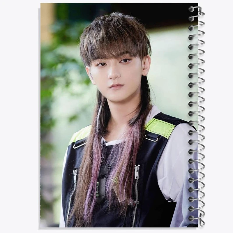 دفتر مشق 50 برگ خندالو مدل تائو گروه اکسو EXO کد 13551