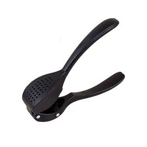 سیر له‌ کن مدل MNB-05386
