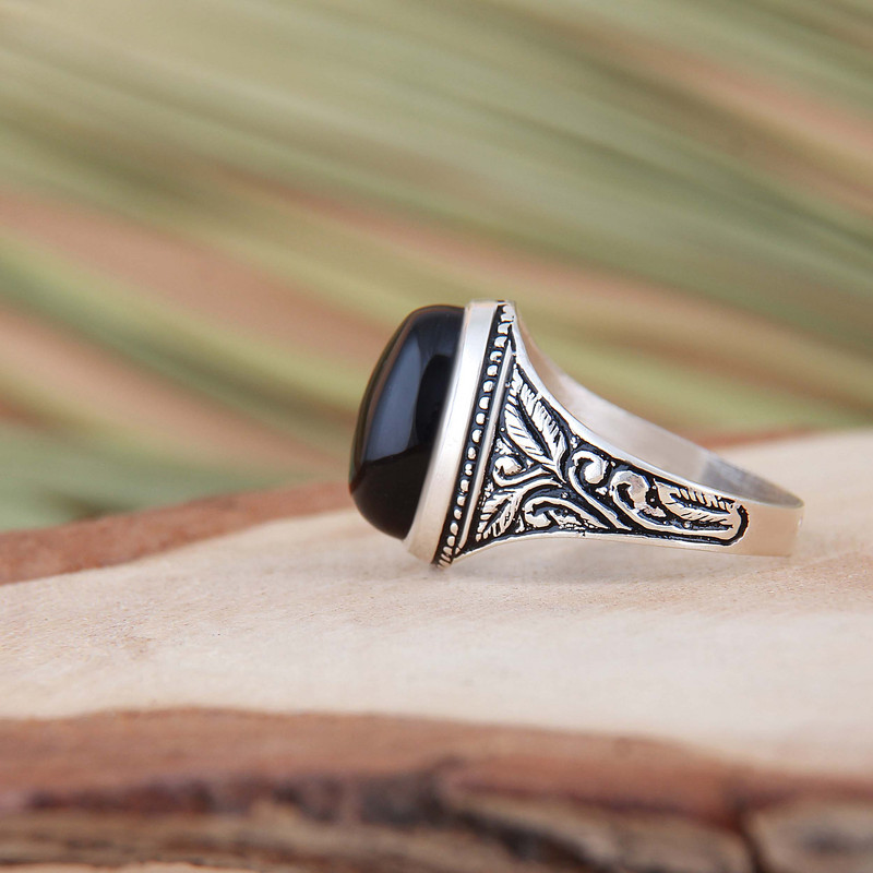 انگشتر نقره مردانه بازرگانی میلادی مدل رکاب سیلندری عقیق کد AM_4293