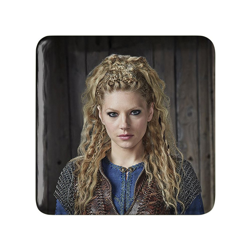 مگنت خندالو مدل لاگرتا سریال وایکینگ ها Vikings کد 29103