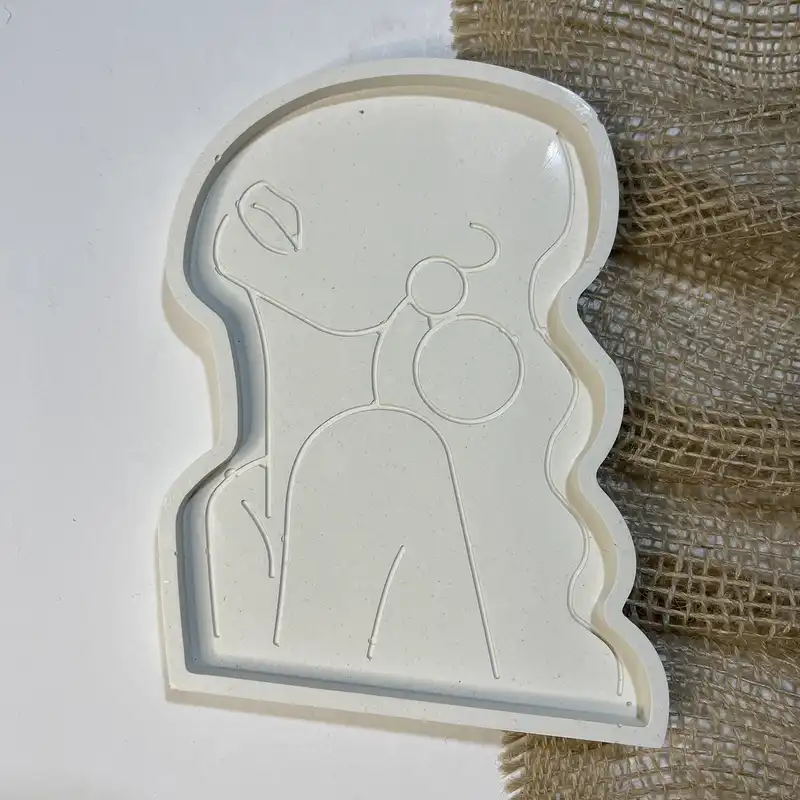 استند جواهرات مدل دختر کد 01