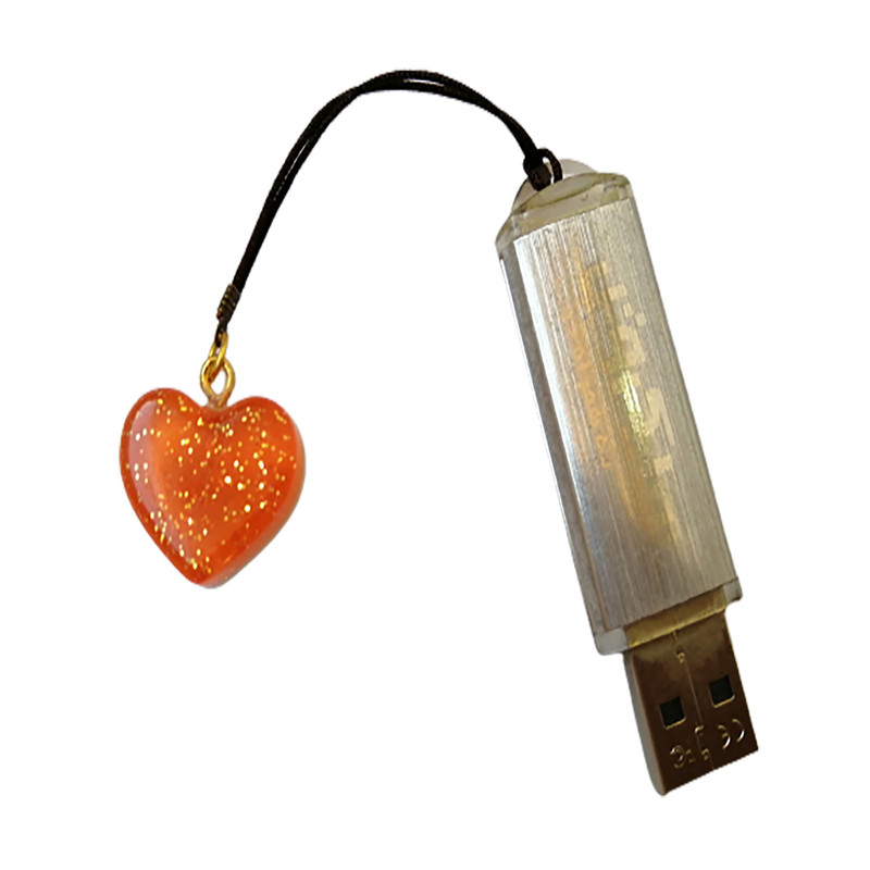 بند فلش مدل قلب