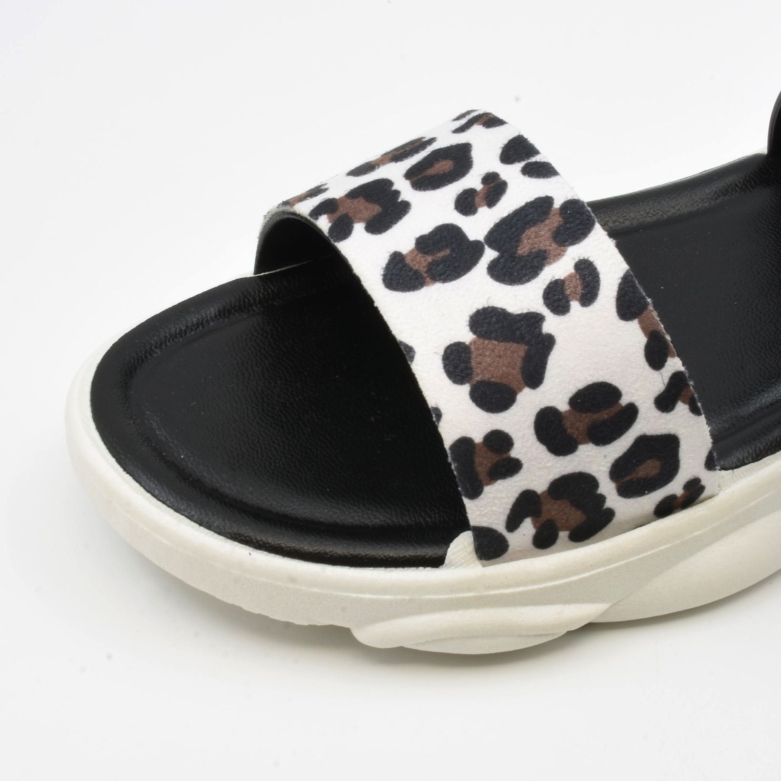 صندل زنانه پاپا مدل ملودی پلنگی کد 1-1388-GY -  - 22