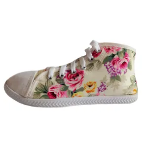 کفش روزمره زنانه مدل گلهای بهاری