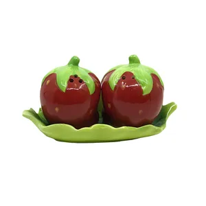ست نمک پاش و فلفل پاش مدل tomato