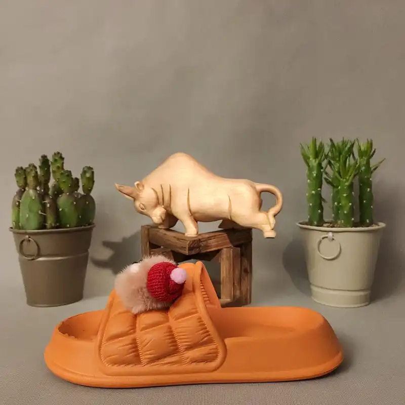 دمپایی زنانه مدل پوم پوم