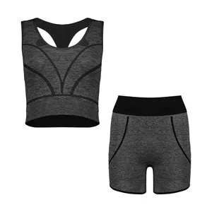 ست نیم تنه و شلوارک ورزشی زنانه مدل 0101