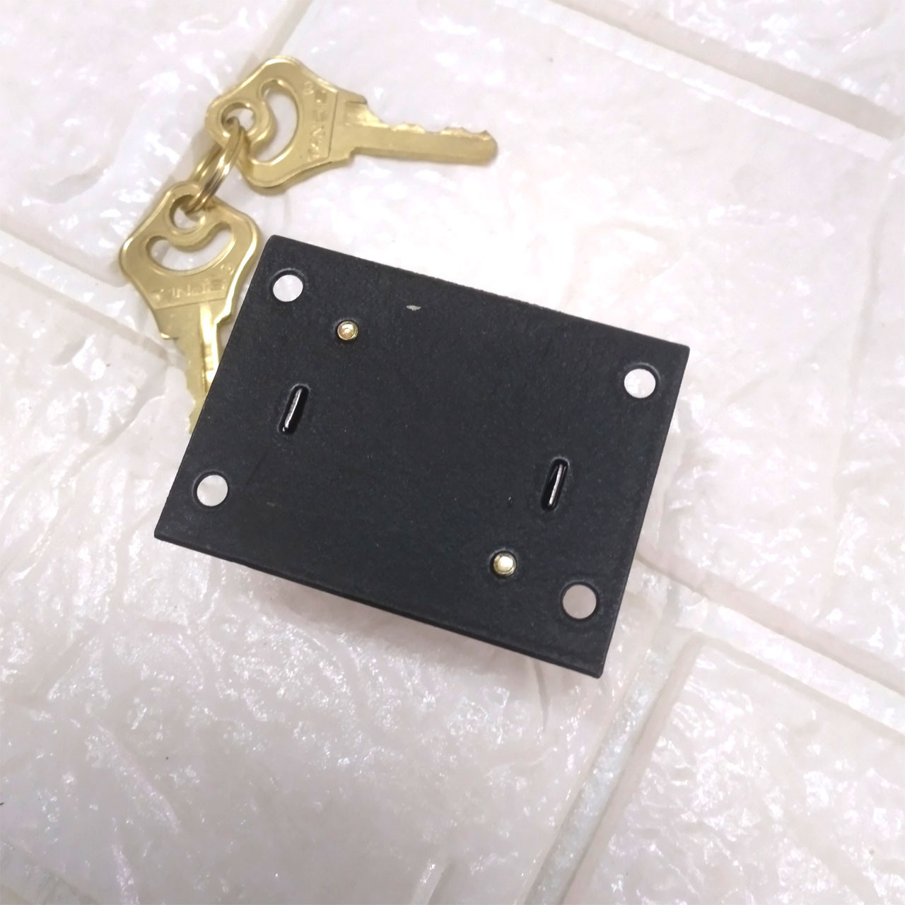 قفل کمد تندیس مدل TT-2106