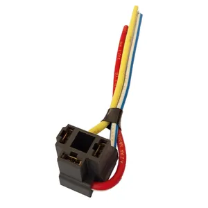 سوکت سه فیش چراغ کد 1021 مناسب برای پژو 206