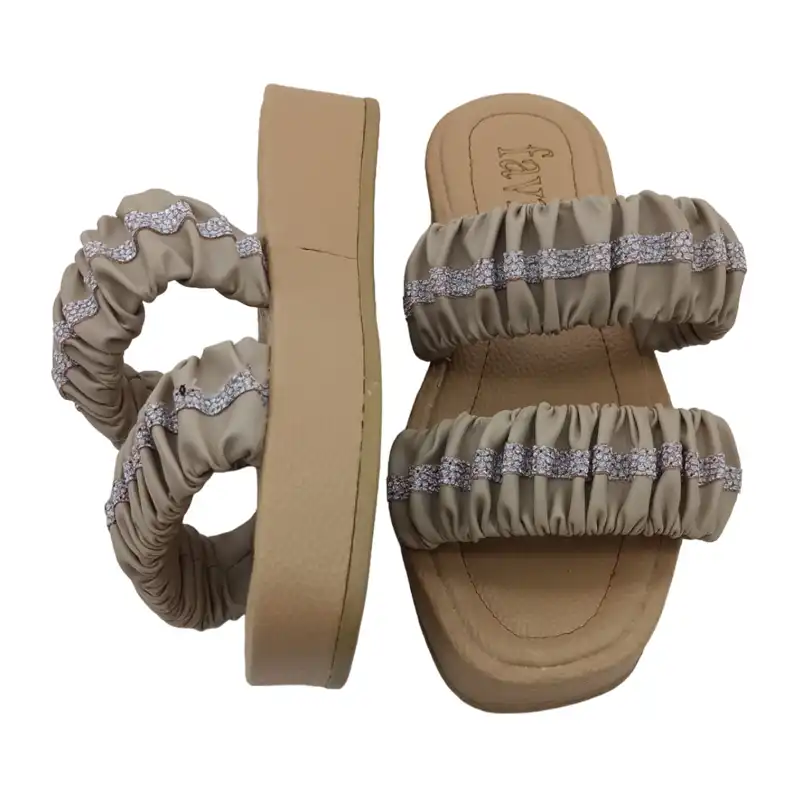 صندل زنانه مدل چروک رنگ کرم