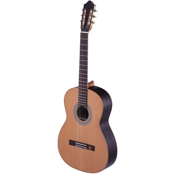 نکته خرید - قیمت روز گیتار کلاسیک اشترونال مدل 977 خرید
