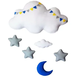 آویز کودک هیاهو مدل نوروا