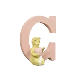 استند اسم اتاق کودک طرح حرف C