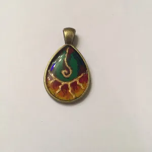 آویز اشک طرح ویترای
