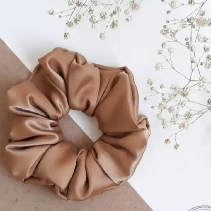 کش مو دخترانه مدل اسکرانچی ساتن Lx