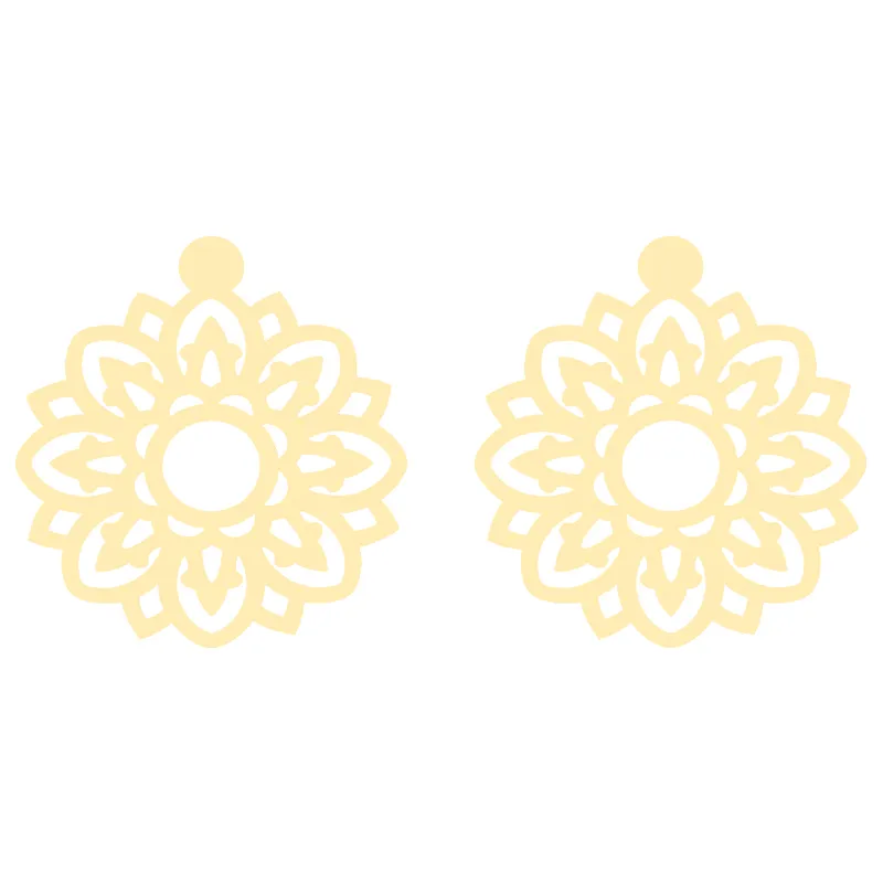 گوشواره طلا 18 عیار زنانه کرابو طرح گل مدل Kr5113