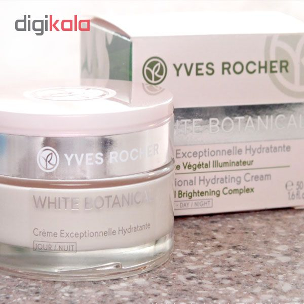 کرم مرطوب کننده ایوروشه مدل white botanical حجم 50 میلی لیتر