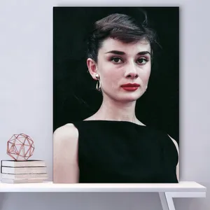 StarBoy Gallery Audrey Hepburn Sabrina Hollywood Actresses 02 Tableau
