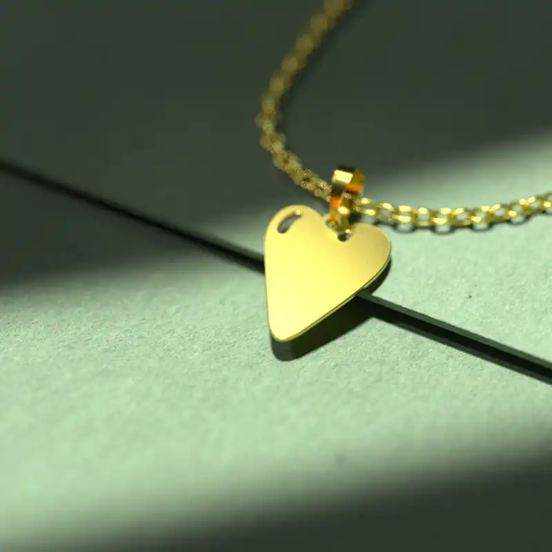 گردنبند طلا 18 عیار زنانه مدوپد مدل  طرح قلب کد E1162