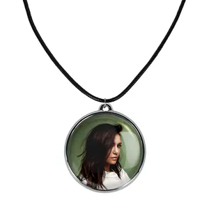 گردنبند خندالو مدل استفان سالواتوره و الینا گیلبرت خاطرات یک خون آشام The Vampire Diaries کد 2029420289