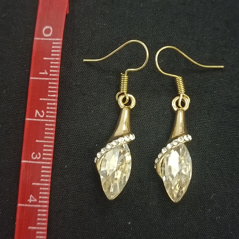 گوشواره زنانه مدل فانتزی گوشواره زنانه مدل فانتزی