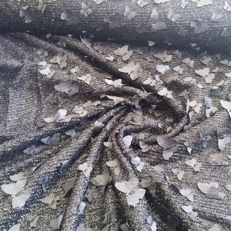 پارچه لباس مدل لمه چمنی پروانه