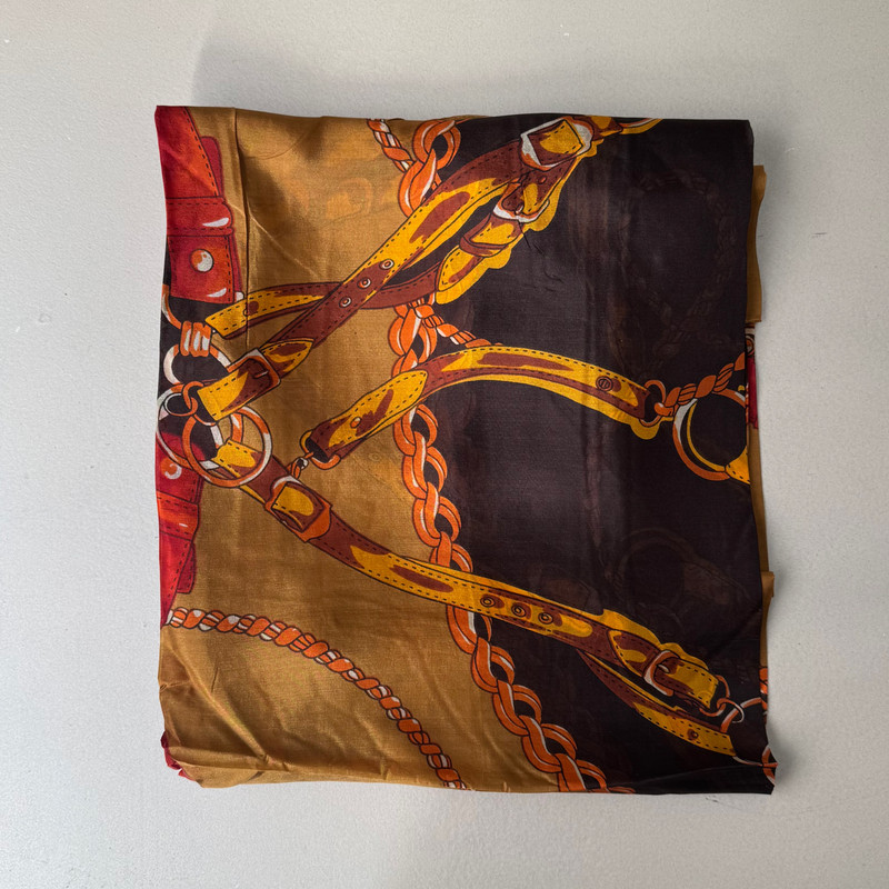 روسری زنانه مدل حریر ابریشم زنجیره ای کد 02