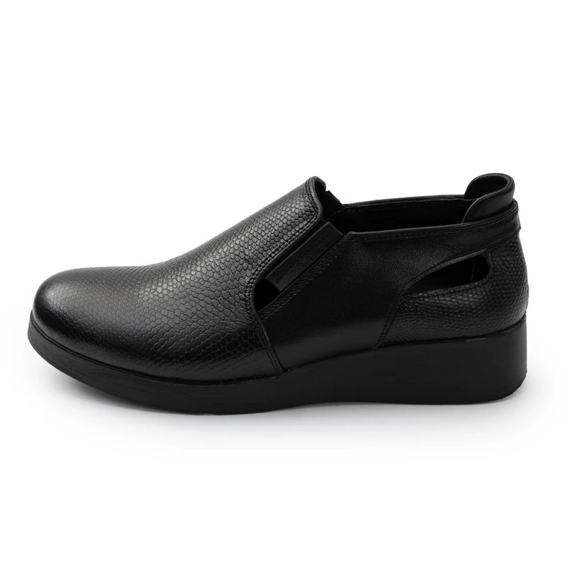 کفش طبی زنانه چرم عطارد مدل چرم طبیعی کد SH368