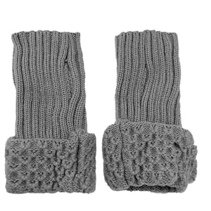 دستکش بافتنی زنانه مدل تك انگشت خزدار كد 777520