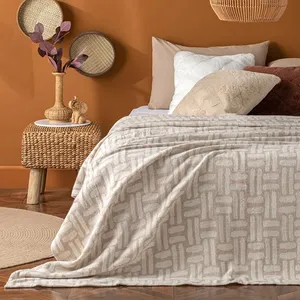 پتو انگلیش هوم مدل stitch soft سایز 150x200 سانتی متر