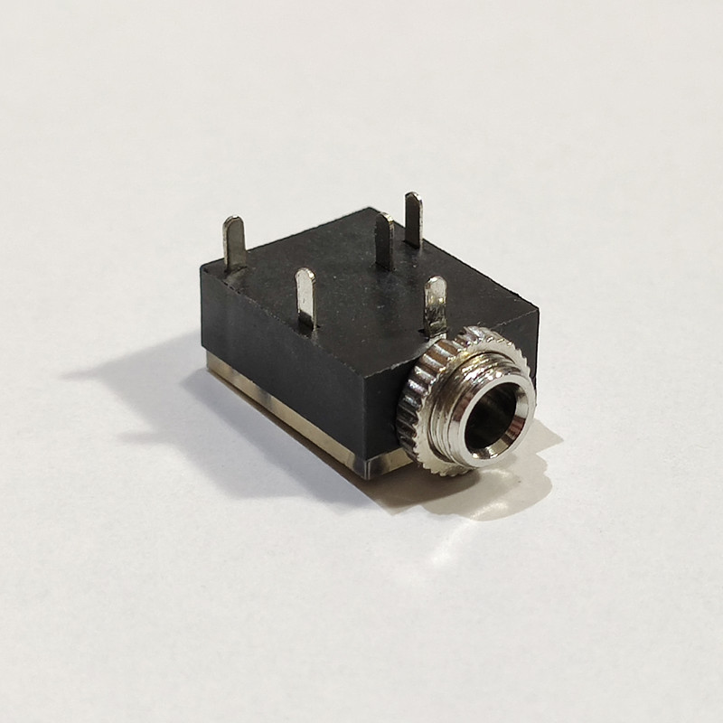 سوکت مادگی هدفون کد 3.5mm_aux بسته 12 عددی